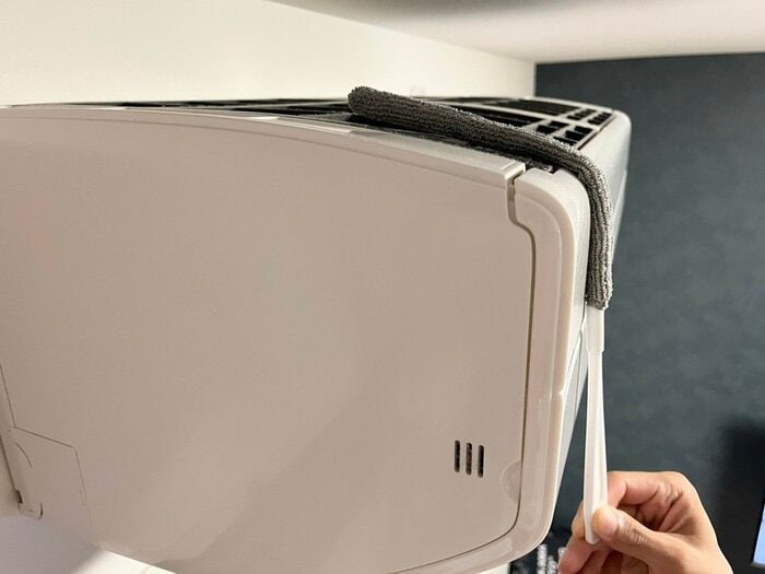 キレイにしたい場所に沿わせて形を変えられます