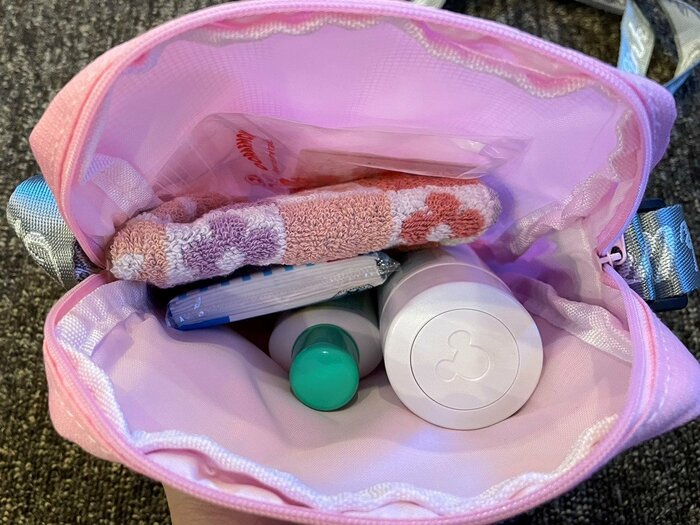 マチがあるので、荷物を上に重ねなくてもしっかりと収納できました