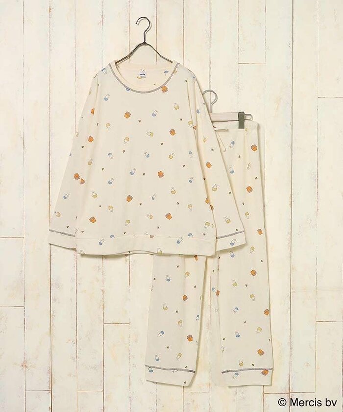 ブルーブルーエの「ミッフィーワッフルルームウェア上下セット」