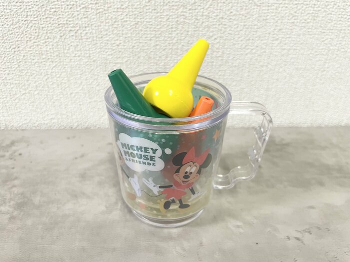 子ども用のクレヨンを入れてみました