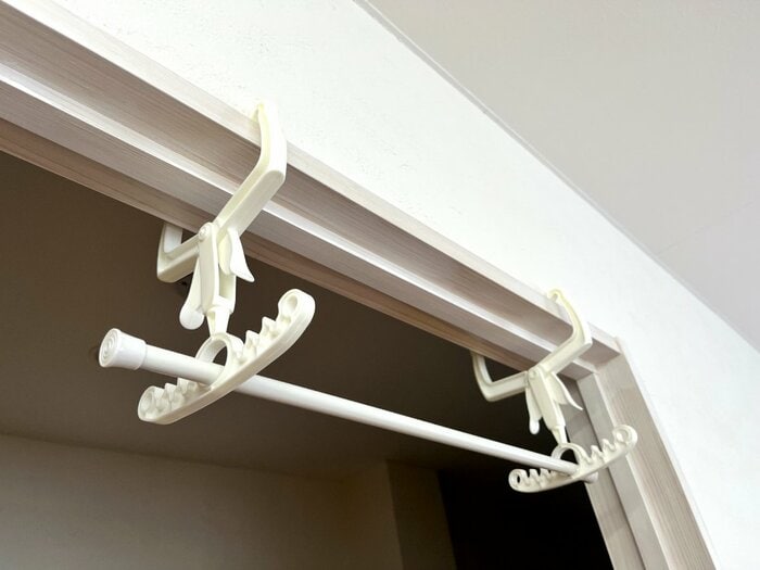 2個使用すると、6kgまで耐えられるポール掛けに大変身！