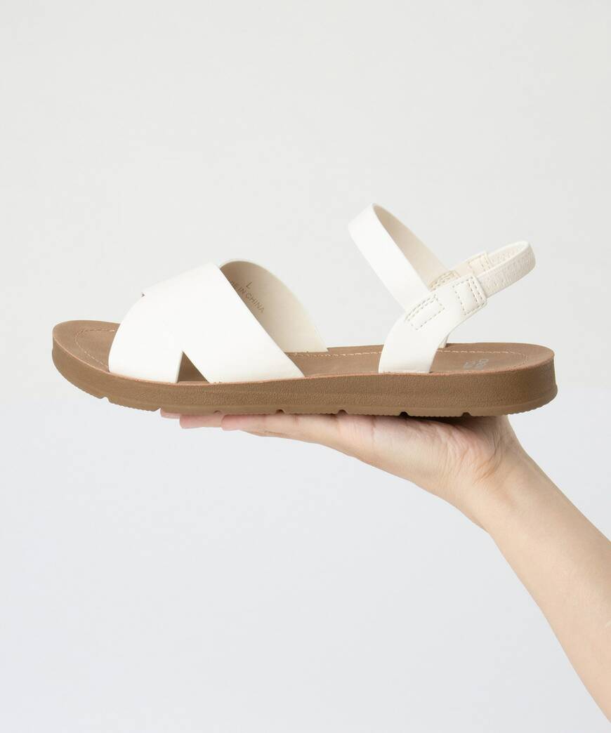 出所：ハニーズ公式オンラインストア 軽量屈曲クロスサンダル