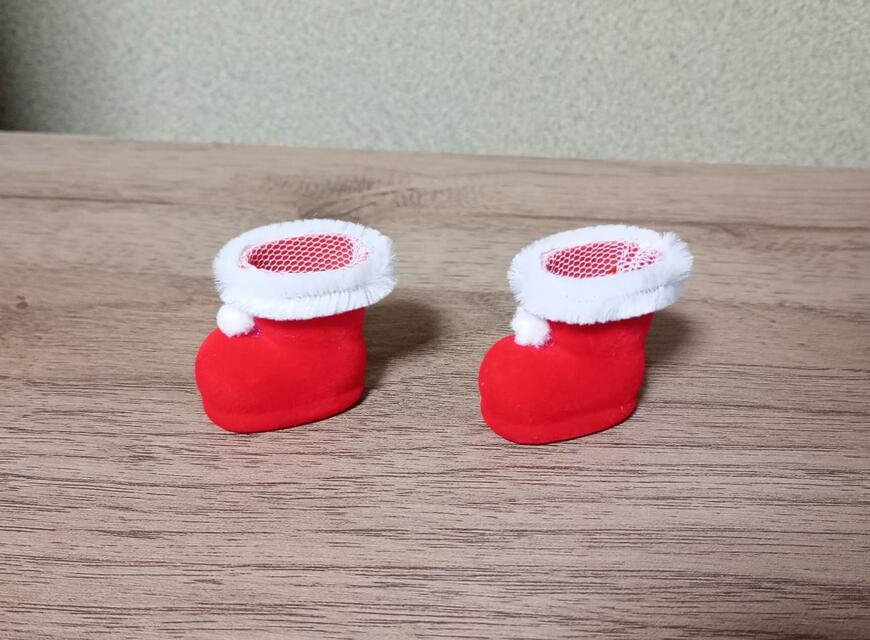筆者撮影（セリア、サンタブーツオーナメントミニ 2個入）