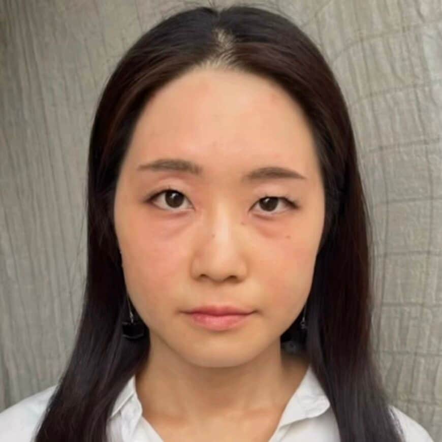 「わたしを諦めていた」メイクに悩む女性が大胆イメチェン！「強めメイク」でオーラ爆発