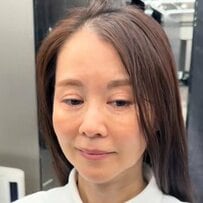 【大変身】顔周りカットを望む女性が前髪をつくって大胆イメチェン！若々しく可愛らしい印象に！