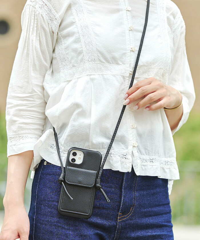 紐をくくると長さの調整もできる