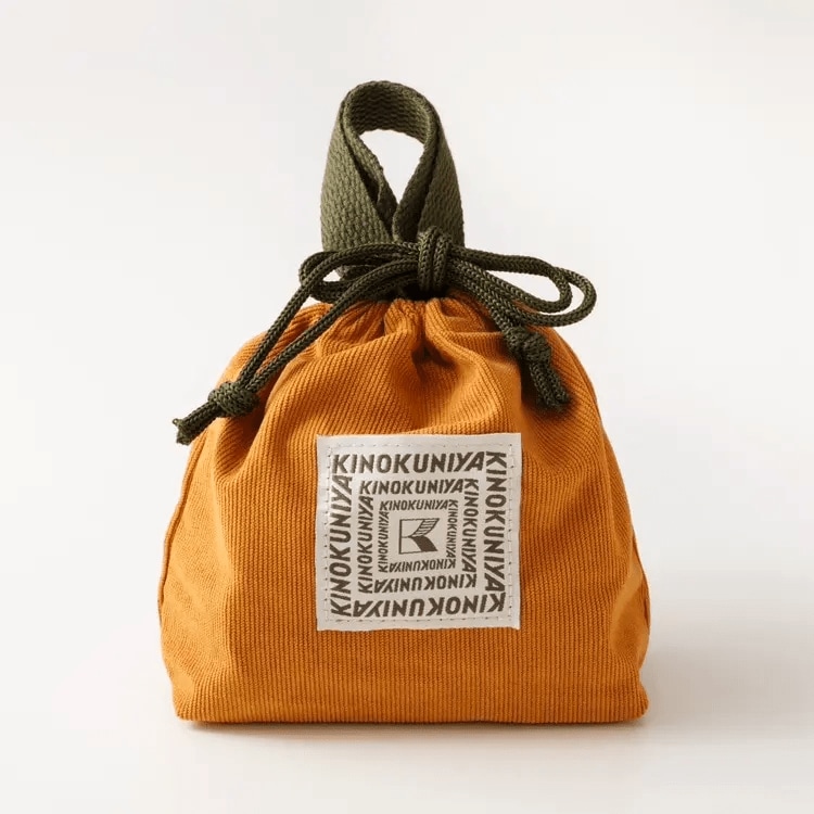 出所：株式会社紀ノ國屋　コーデュロイスイーツバッグ