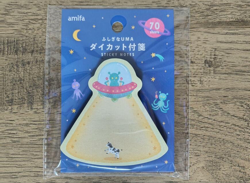 筆者撮影（セリア、ダイカット付箋 70P ふしぎなUMA）