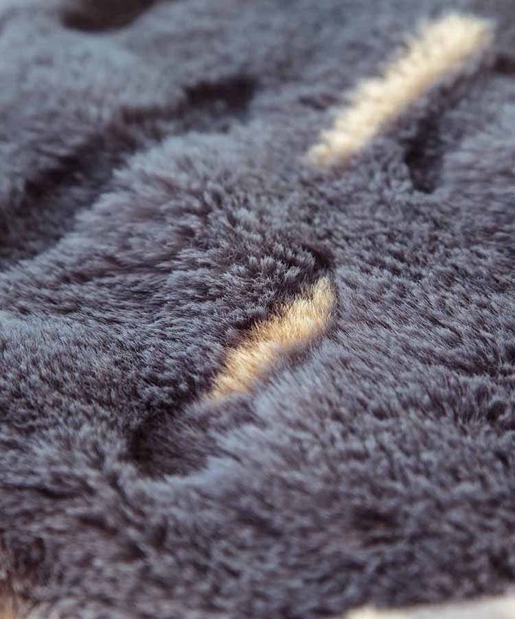 出所：ブルーブルーエ公式　モモンガダイカットブランケット