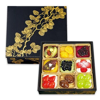 画像出典：ともに「不二家公式」