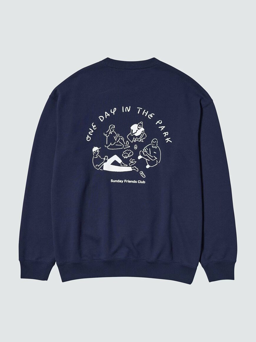 出所：ユニクロ公式　長場雄 スウェットシャツ　ネイビー