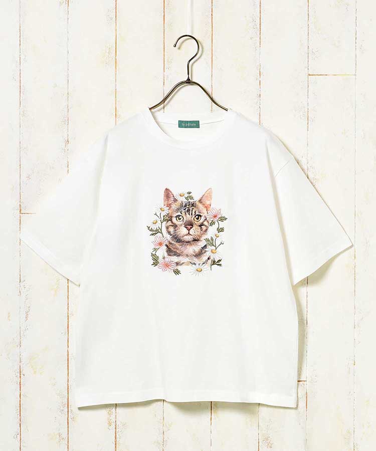 ブルーブルーエ公式 le petaleトラネコフラワー刺繍Tシャツ