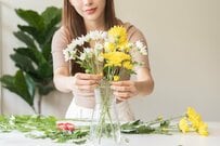 【4月15日は年金支給日】女性の年金【ひとりで月額15万円超】の人はどれほどいるの？働き方で変わる、わたしの年金