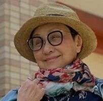 【64歳マダム】大人カジュアルな「Gジャンコーデ」が素敵！こなれ感のある2種類の着こなしに「お似合いですね」の声