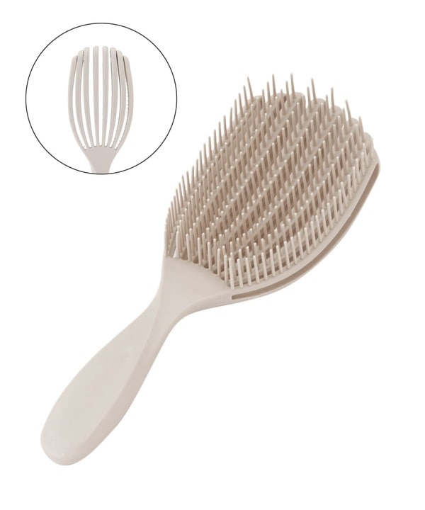 風が通り抜けやすい隙間のある独特なデザインでヘアケアをお助け