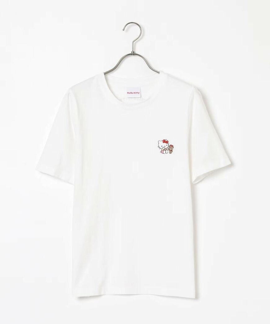 出所：ハニーズ公式　サンリオキャラクターズ／Ｔシャツ