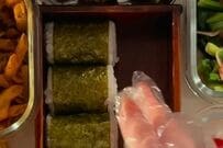 母が「高校生の娘に作る」俵おにぎり弁当　かわいい見た目とおいしそうなおかずが最高すぎる…