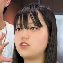 【大変身】「雰囲気変えたい」レイヤーカットでイメチェンした女性　素敵な仕上がりが話題