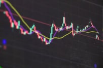【日経平均】一時2100円超上昇 "爆騰"で5.3万円突破、53,125.19円。円安推移が輸出株を支援（ドル円：158.70円）
