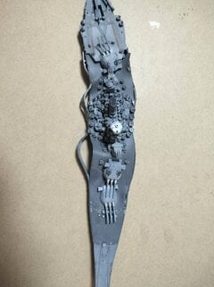 戦艦大和のプラモデルを車に2週間放置　「グニャグニャ状態」になった姿に注目集まる