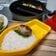 母が反抗期の娘に作る【おふざけ弁当】100均のオモチャの船で映画の名シーンを再現したユニークな「痛いパニック弁当」に反響