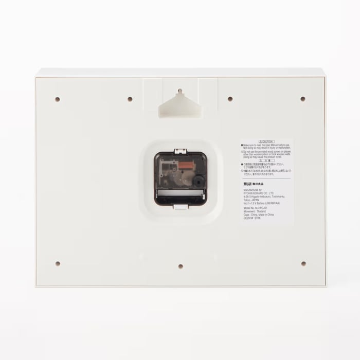 駅で見る時計のようなフォルムが目を引く商品