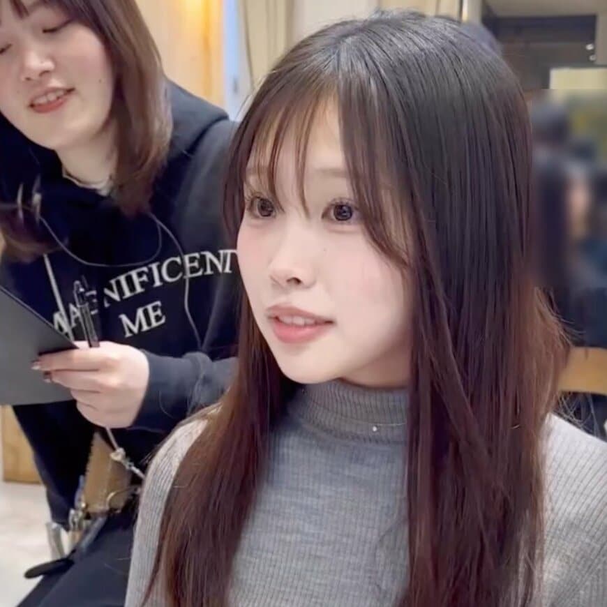 「ハチがバリ張ってる」骨格に悩む女性が“韓国風レイヤー”で大人系に！変身っぷりに本人「やばぁ〜」