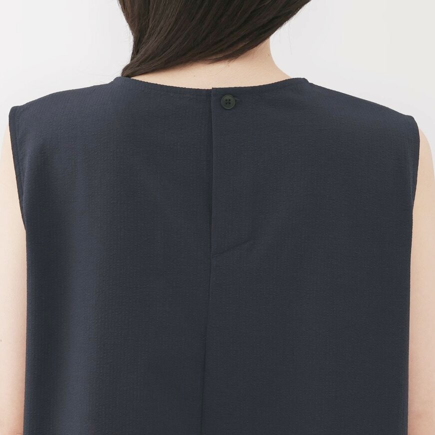 出所：無印良品公式　婦人　風を通す　ストレッチサッカー　スリーブレスワンピース