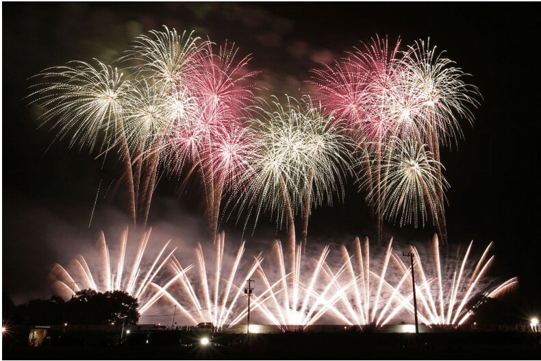 出所：ふるさとチョイス 安曇野花火観覧席ペアチケット