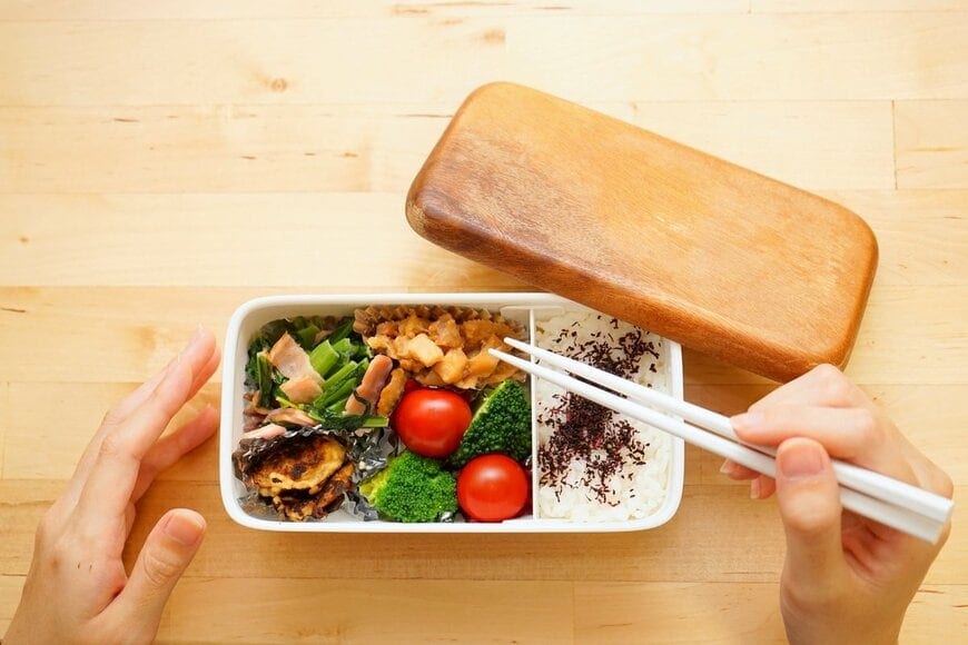 東京都のお弁当小売価格はどのくらい?