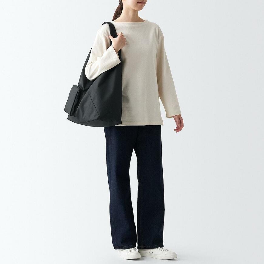 無印良品、撥水ワンショルダーバッグ商品使用例の画像