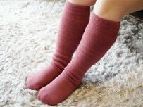 敬老の日のプレゼントにぴったり！「もちはだ ハイソックス」が冷え性対策に選ばれている理由を解説