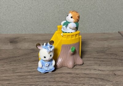 ダイソー、置物（仲良し森の動物、キャンピングB）商品画像