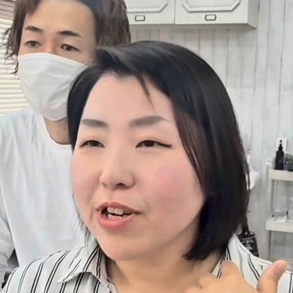 「髪の毛がけっこう抜けちゃった」女性がショートで軽やかヘアにスタイルチェンジ