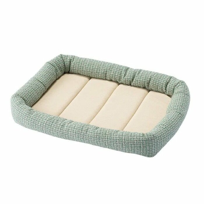 ケージの中に入れて使いたいときはコンパクトなSサイズ