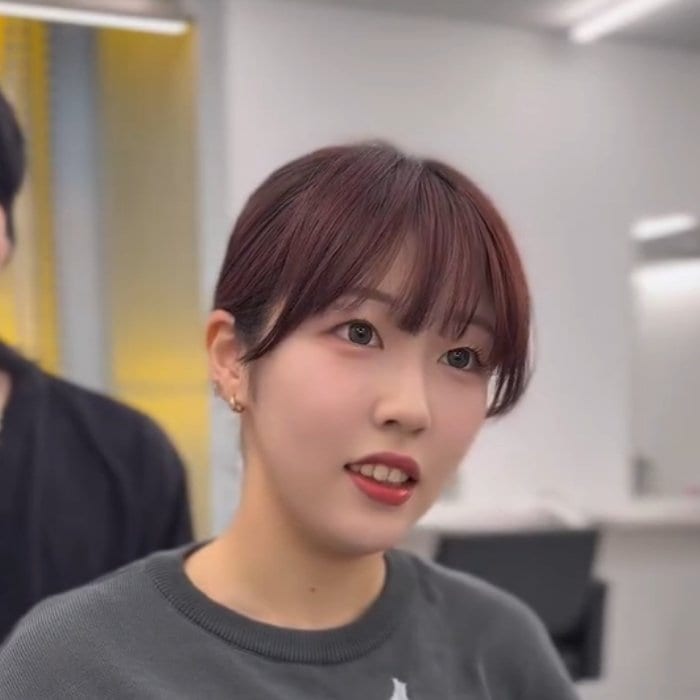 髪の量に悩む女性が「お任せウルフカット」で大胆イメチェン！ナチュラルで可愛い仕上がりが話題