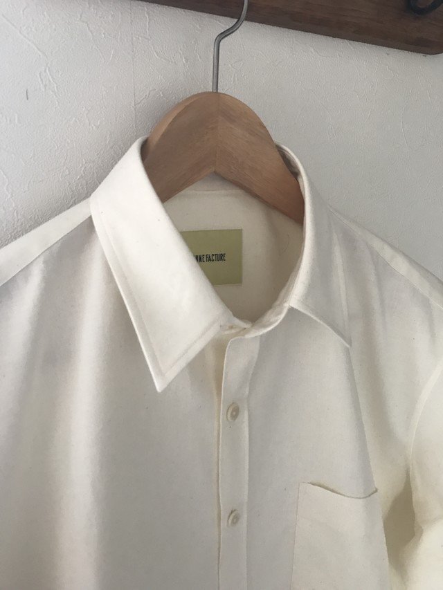 DE BONNE FACTURE - LARGE SHIRTS 29,160円（税込）