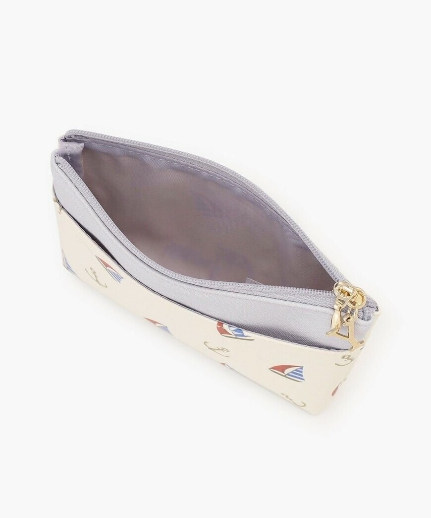 出所：アフタヌーンティー公式　イニシャルダブルポーチ