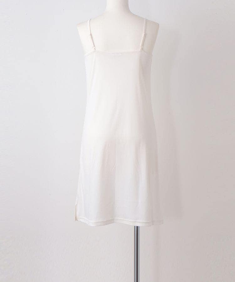 出所：ハニーズ公式通販 インナーワンピースひざ丈