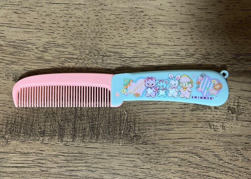 セリア、SWIMMER折りたたみコームKawaii画像