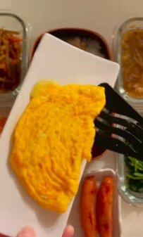 【ガリバタチキン弁当】オムレツの下に隠された背徳感が話題