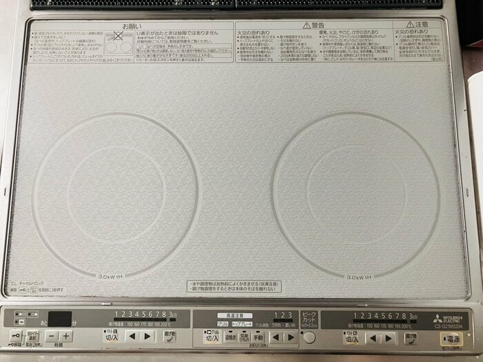 2、3回拭くと、たまっていた油汚れが全て落ちました