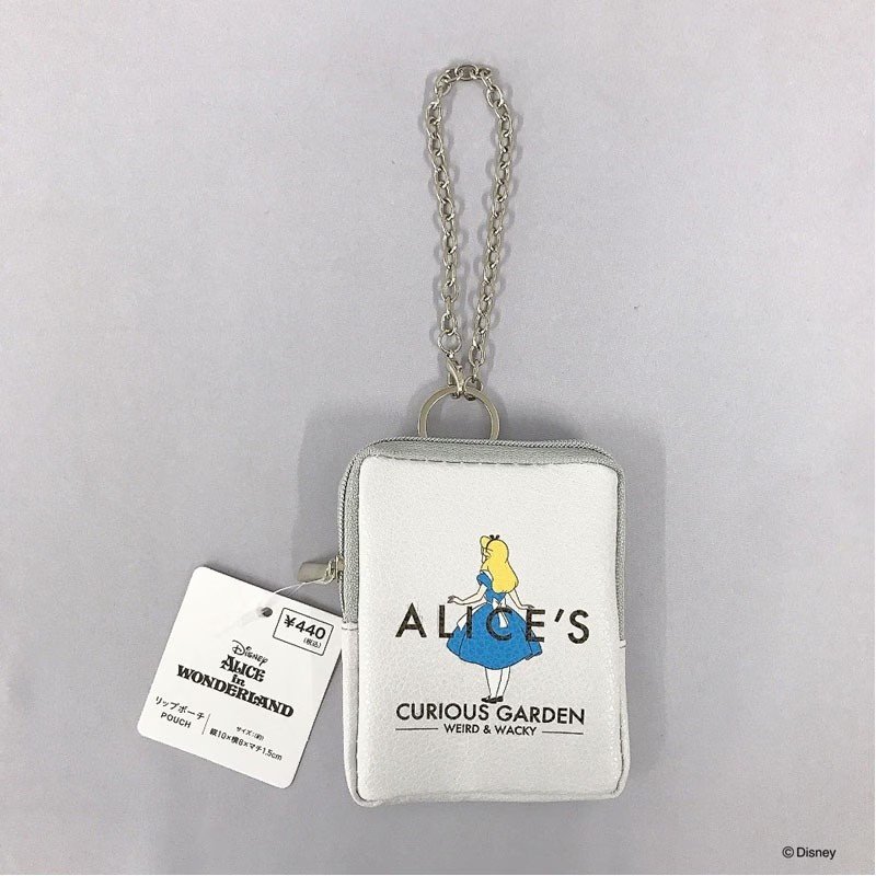 出所：キャンドゥ公式　【数量限定】ディズニー／ふしぎの国のアリス　リップポーチ