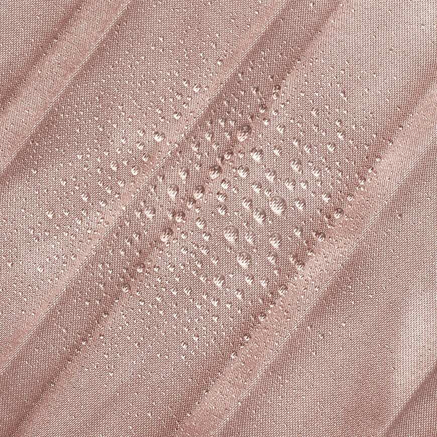 出所：ワークマン公式　レディース撥水メタリックプリーツスカート