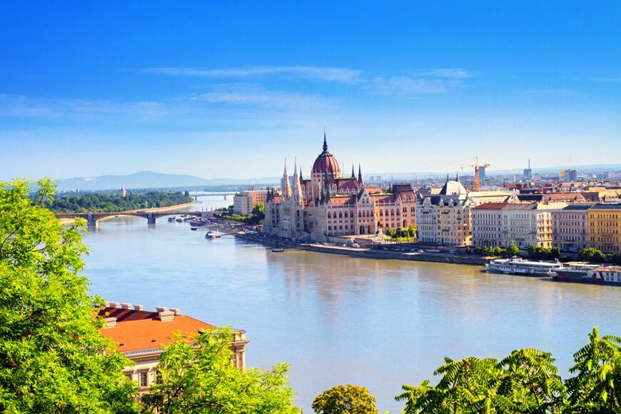 SNSで「ドラクエの世界観すぎる」と話題の「世界一美しい砦」が1位！ハンガリーの観光スポットTOP5！【2024年1月22日時点・Googleマップ調べ】