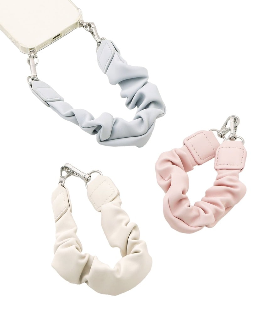 3COINS公式　フェイクレザーハンドストラップ