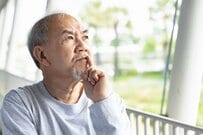 【2026年最新】年金額は4年連続プラス改定へ！厚生年金「月15万円以上」もらえる人は49.8％？iDeCoの3つの拡充ポイントまでFPが徹底解説