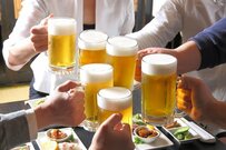 飲み代の支払い、全部上司もち？ 1円単位で割り勘？
