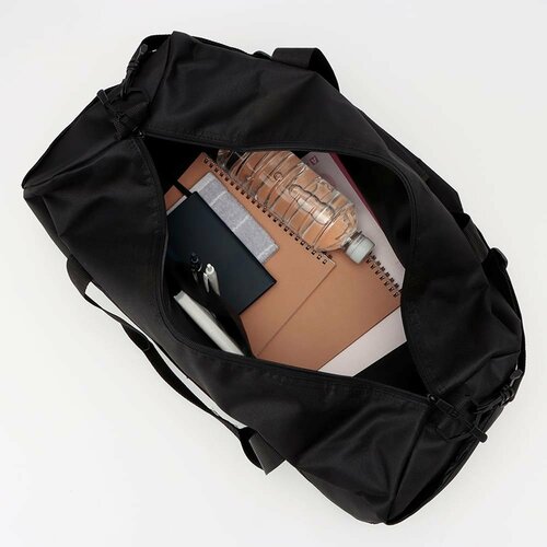 ボストンバッグ