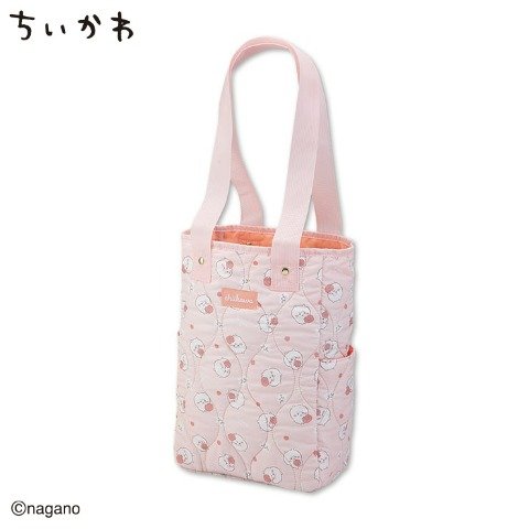 ライトピンクは秋冬ファッションの差し色としてぴったり